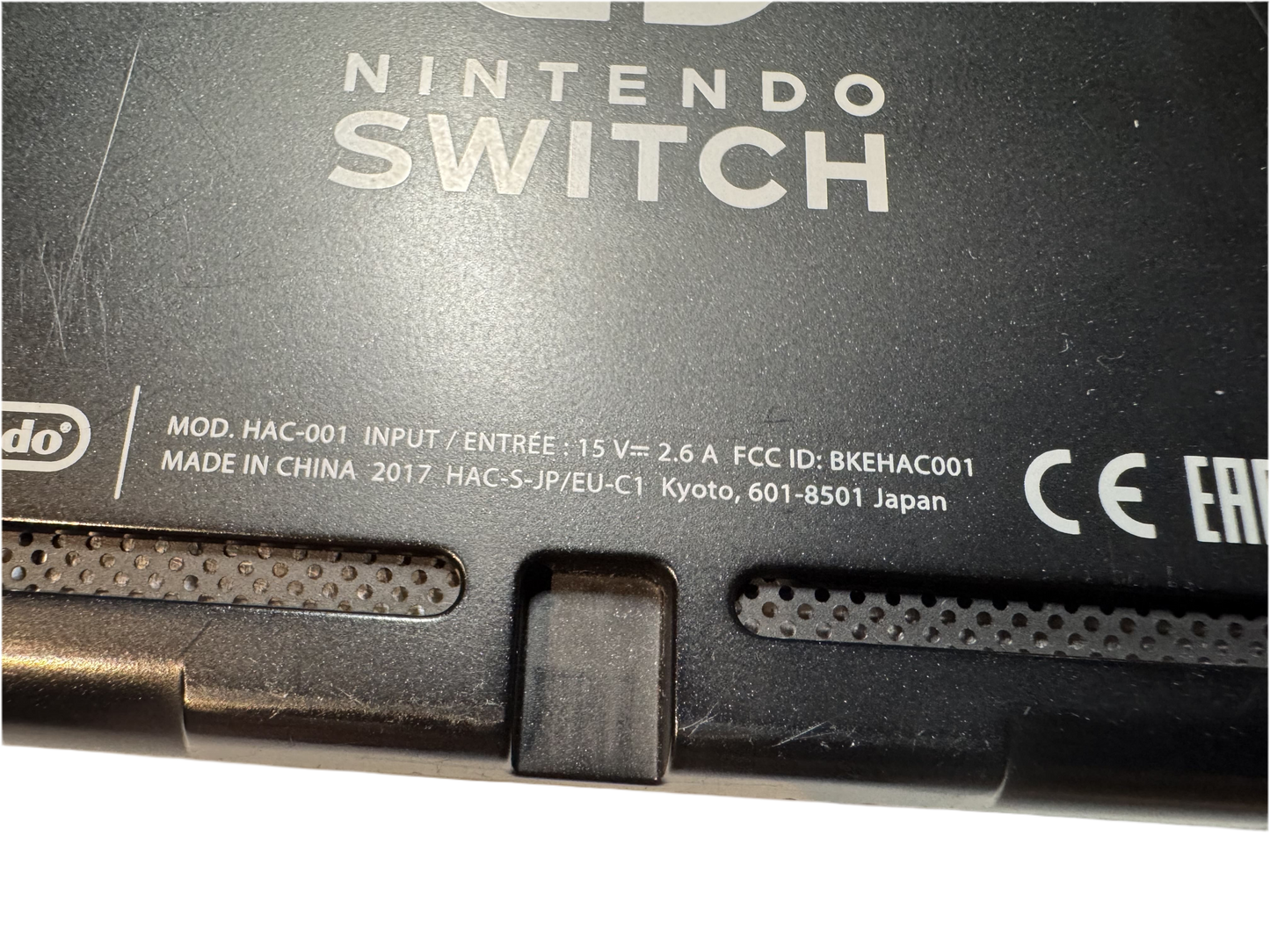 Moddable 2017 Nintendo Switch with joy cons and charger