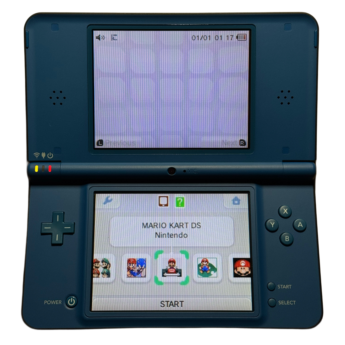 Nintendo DSi XL med the ladekabel