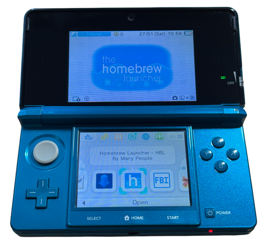 Modded Nintendo 3DS with new charging cable